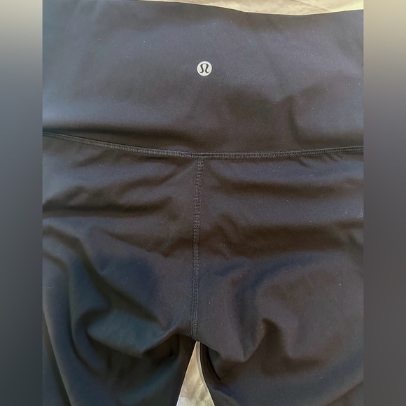 Lululemon Wunder Under Scalloped Hem Crop 23” | Black Luxtreme | Sz 8 NWOT - Picture 5 of 9
